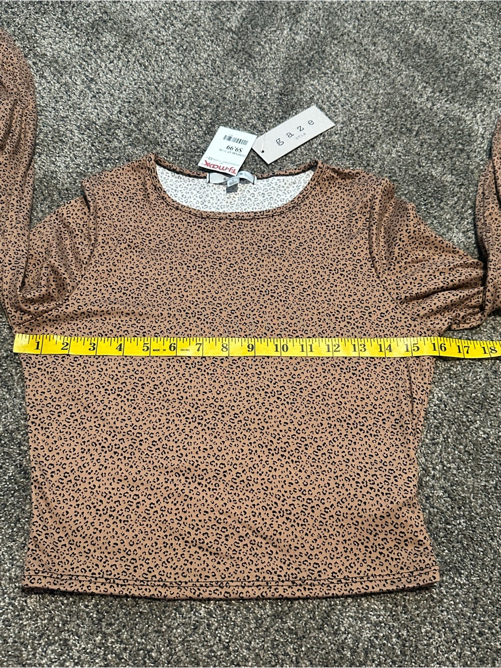 Gaze DTLA NWT Long Sleeve Cropped Leopard Print Top - Tan Size Small - Picture 10 of 11